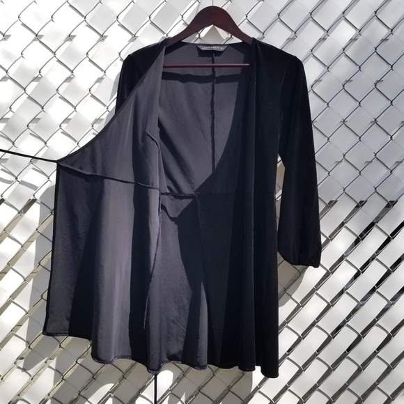 Zara black velvet wrap dress mini puff sleeve S - Picture 3 of 17